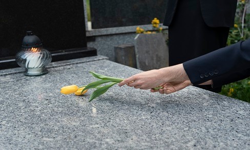 Cтатья Памятник на могилу с точки зрения религии